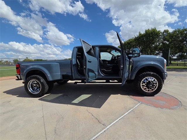 Photo of 2023 Ford F-450SD Lariat